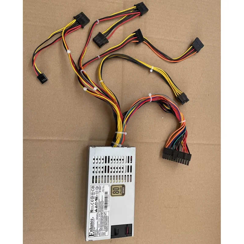 Power Tools Rack - Yiheng ENP-7025B 小型1U電源 高品質で安定した性能 サーバーラックマウント用 通常使用向け